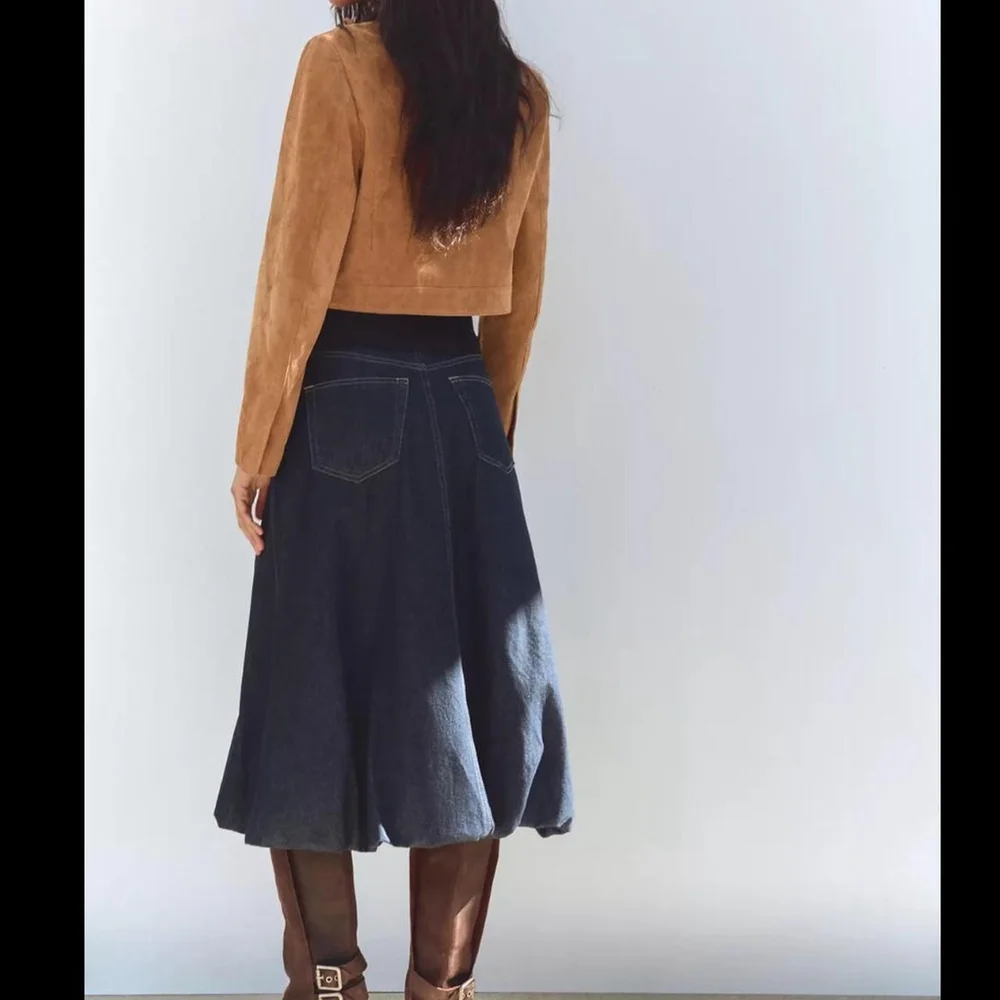 skirts - Picture 4 of 8